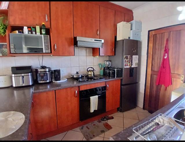 2 BEDROOM APARTMENT FOR SALE IN ELSPARK